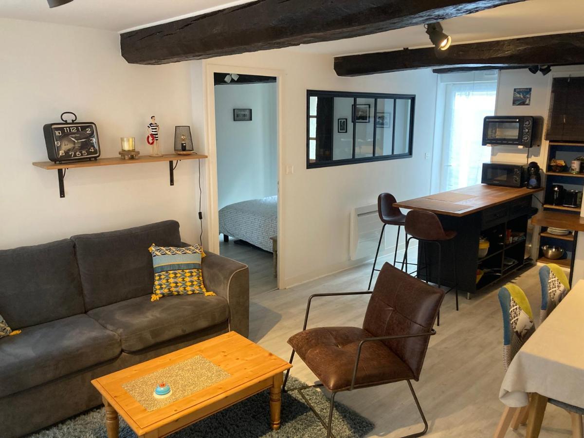 Appartement Haute Ville Meuble Avec Cour Privative 格朗维尔 外观 照片
